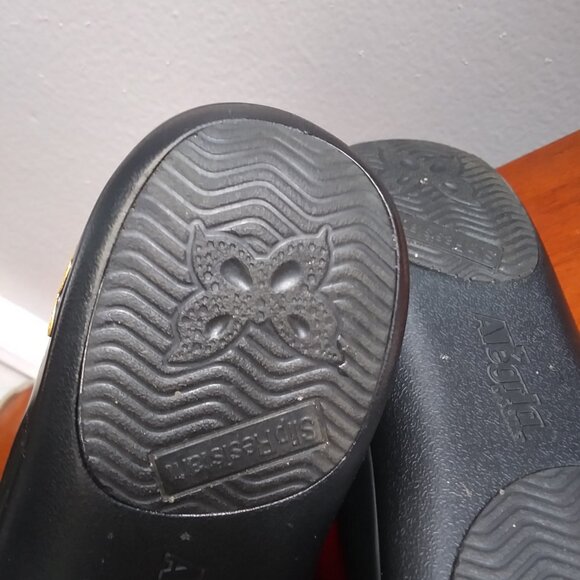 Alegria Keli Work Slip-On by PG LIte sz EU 41  (US 10.5-11) Ruby Red - Picture 6 of 14